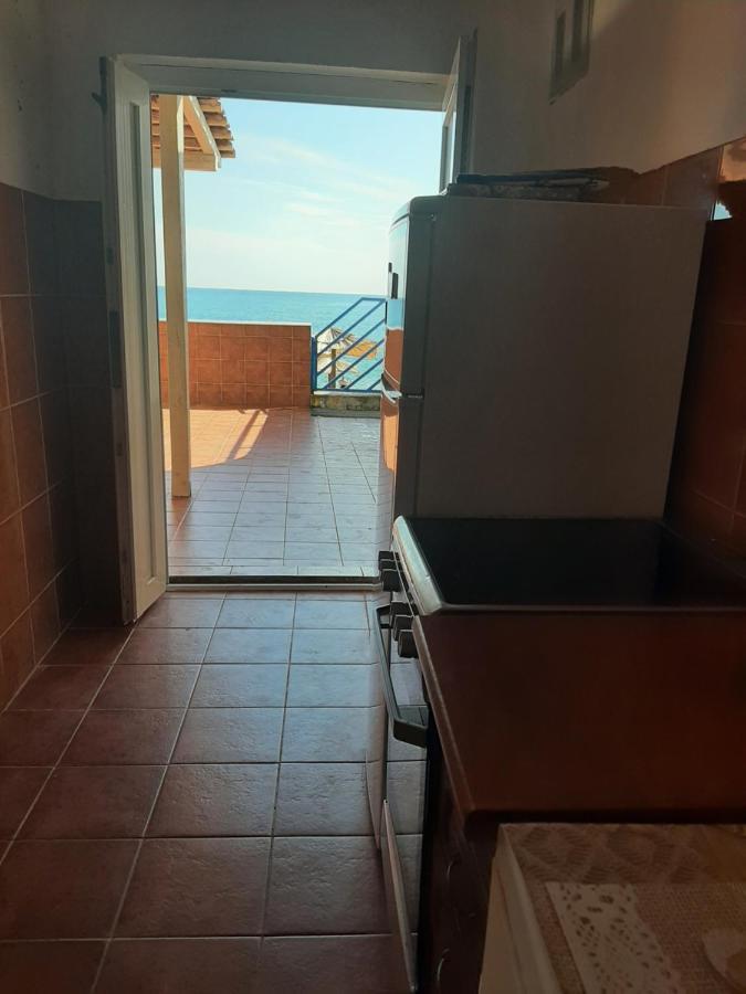 Beach House Buljarica Petrovac ภายนอก รูปภาพ